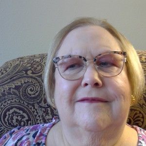 Meet your Posher, Beverly